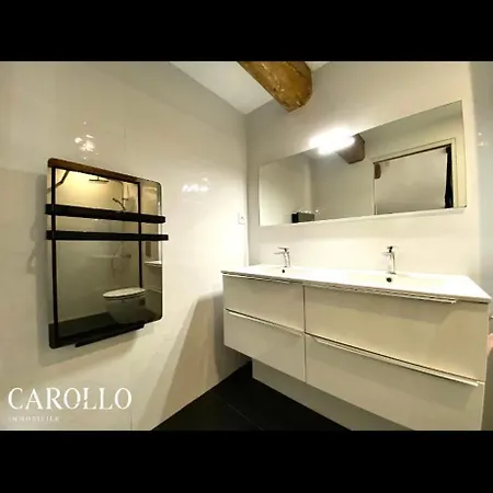 O Berge De La Cite Bed and Breakfast