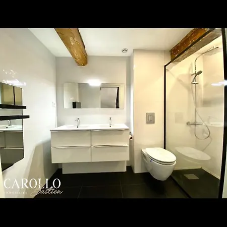 O Berge De La Cite Bed and Breakfast