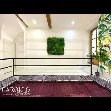 O Berge De La Cite Bed & Breakfast