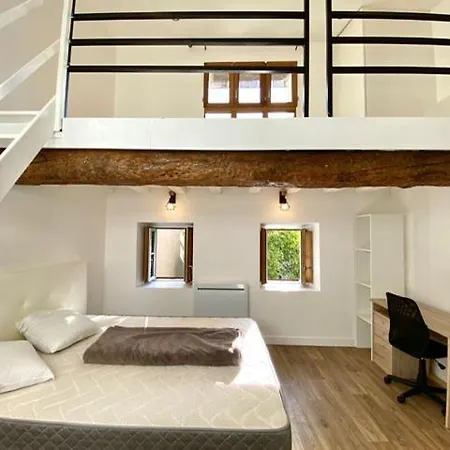 O Berge De La Cite Carcassonne