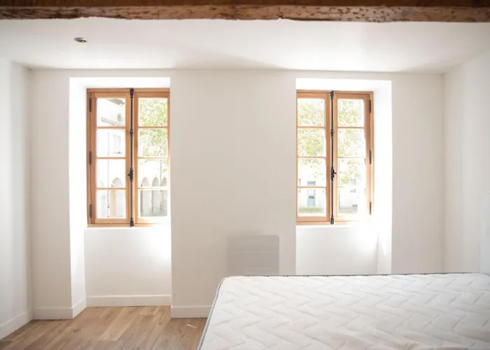 O Berge De La Cite Bed & Breakfast