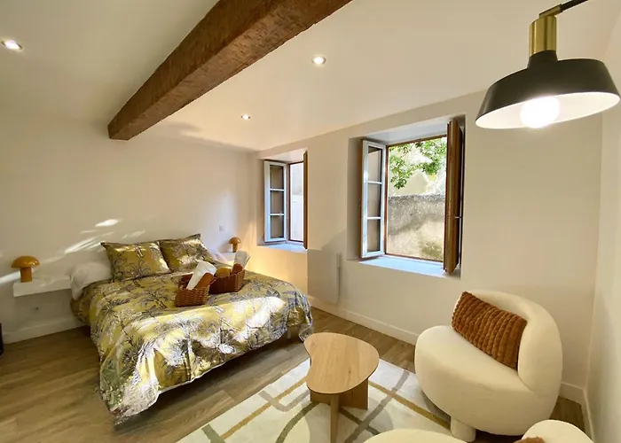 Bed & Breakfast O Berge De La Cite 3*