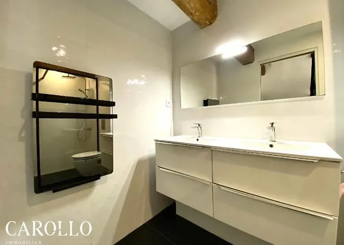 O Berge De La Cite Bed & Breakfast