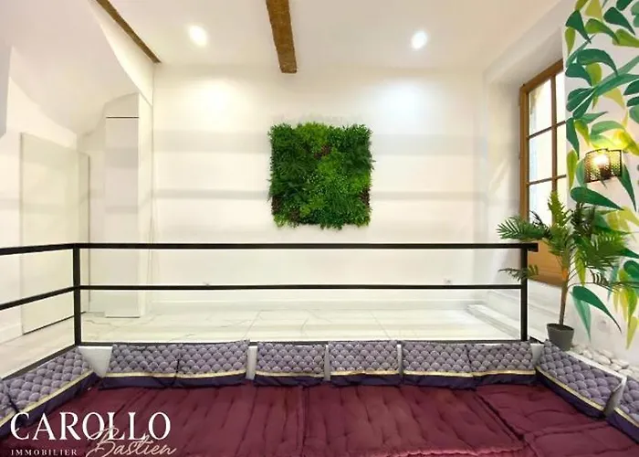 O Berge De La Cite Bed & Breakfast